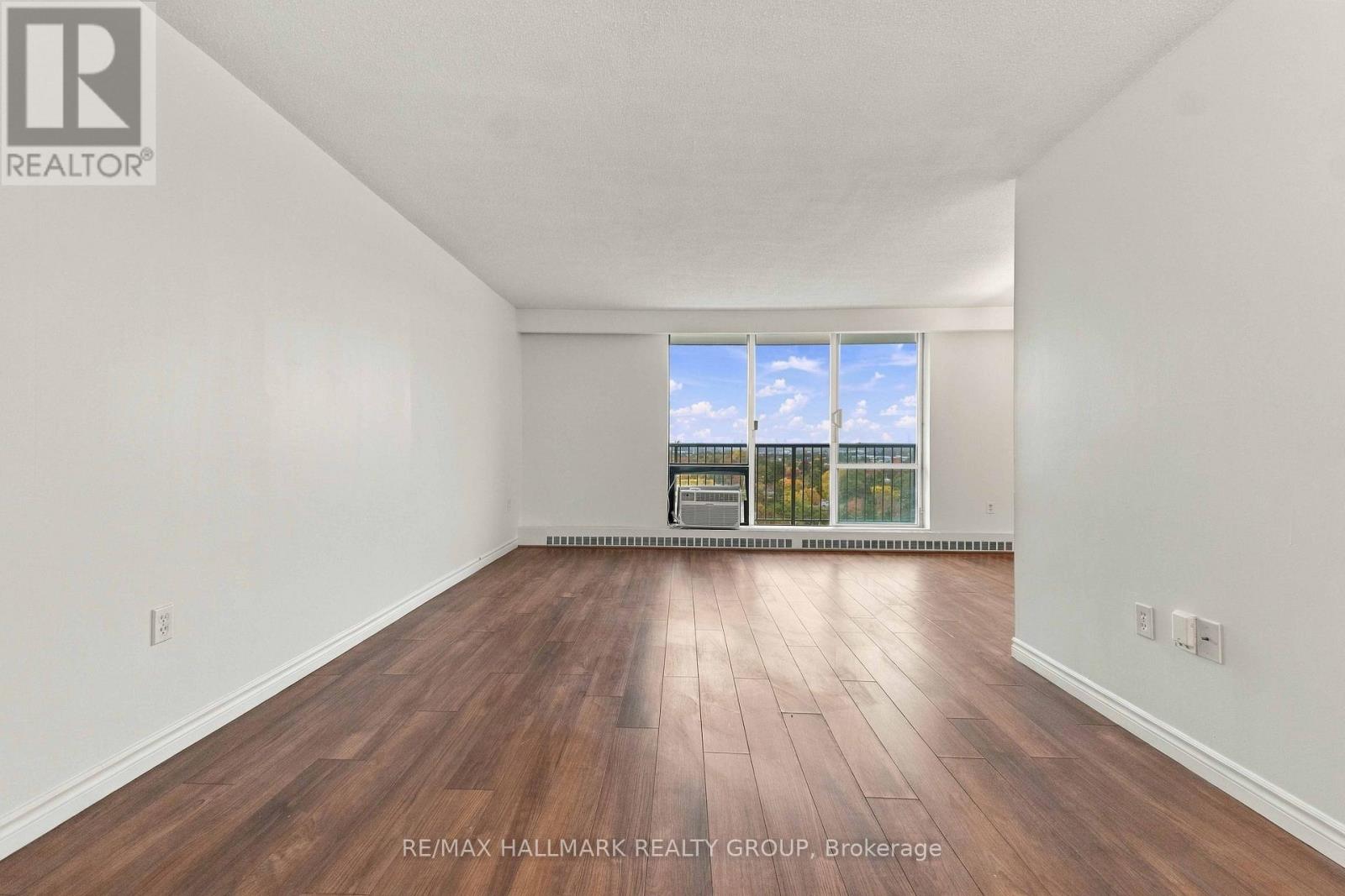 2400 Virginia Drive — photo 10