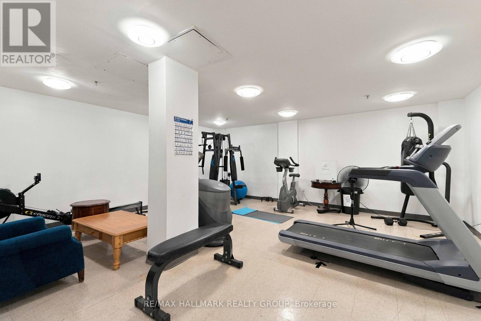 2400 Virginia Drive — photo 32