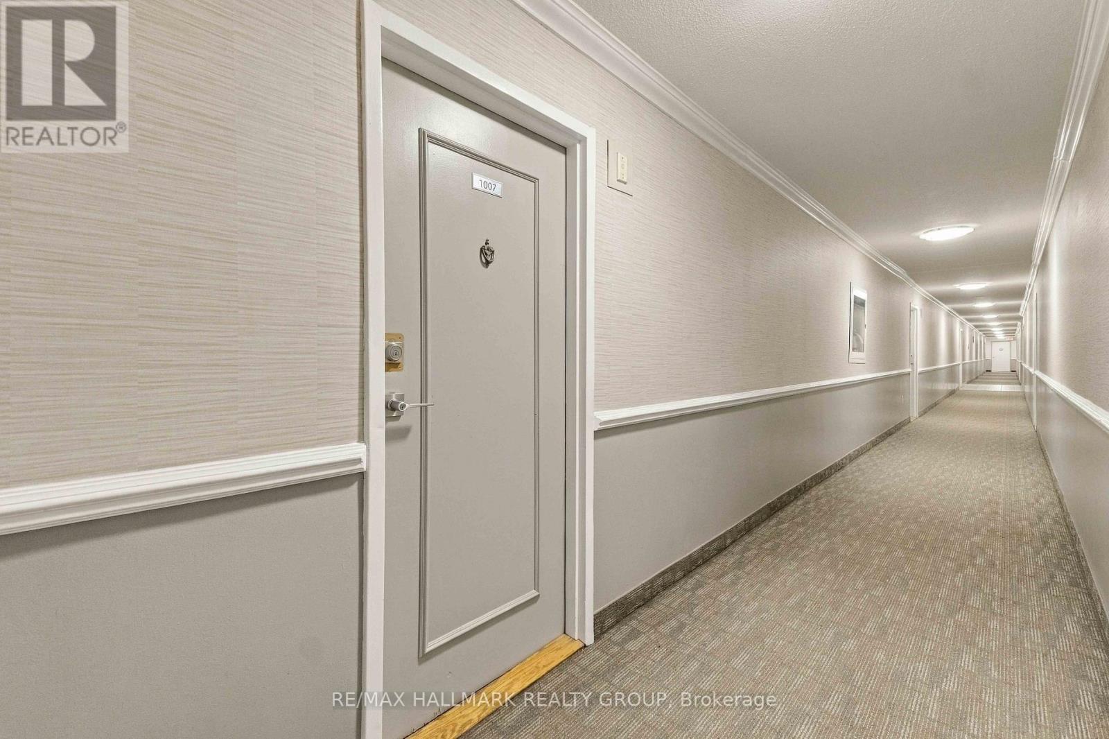 2400 Virginia Drive — photo 8