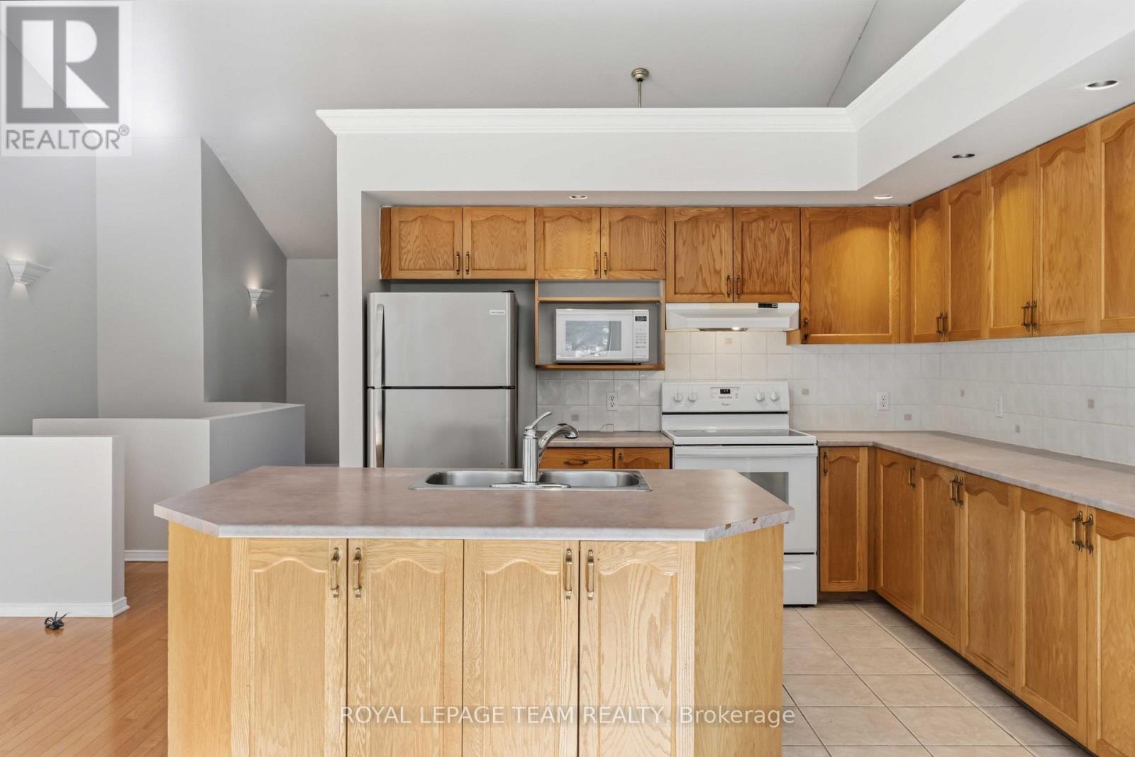 6 Windchime Crescent — photo 13