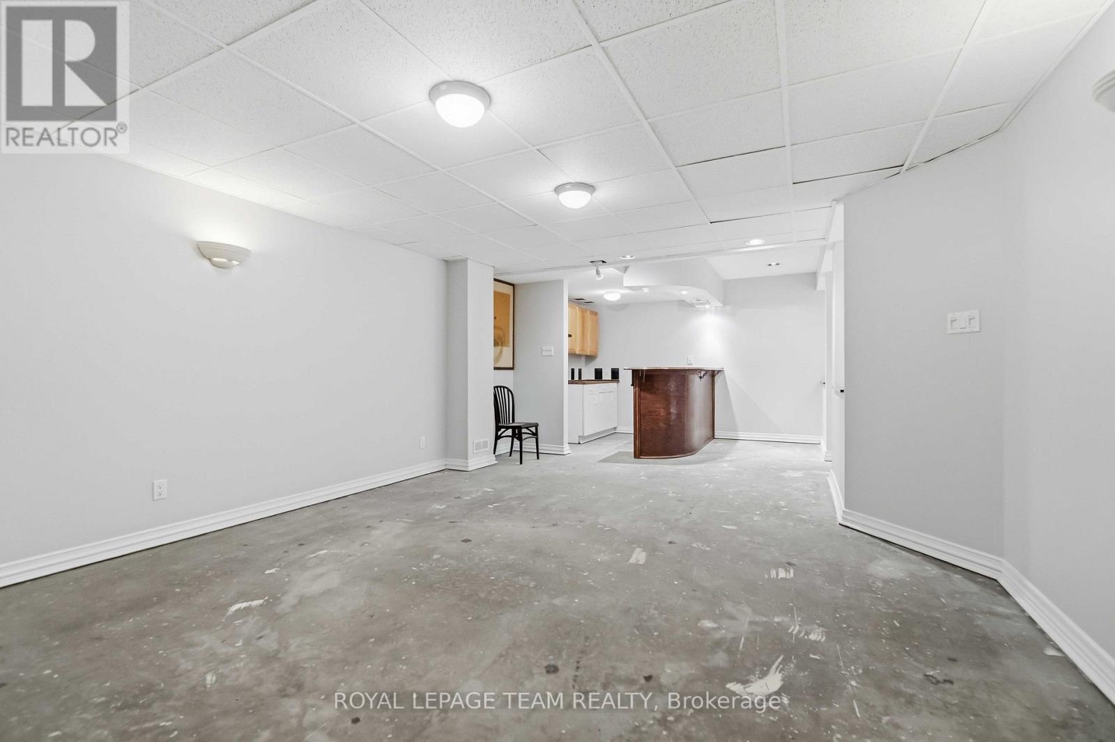 6 Windchime Crescent — photo 27
