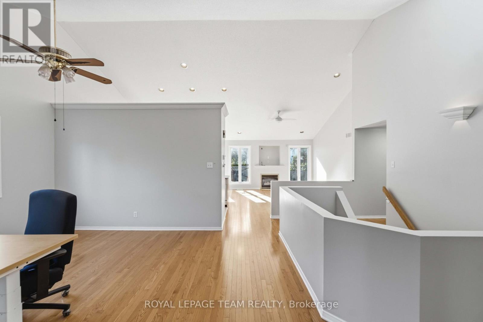 6 Windchime Crescent — photo 7