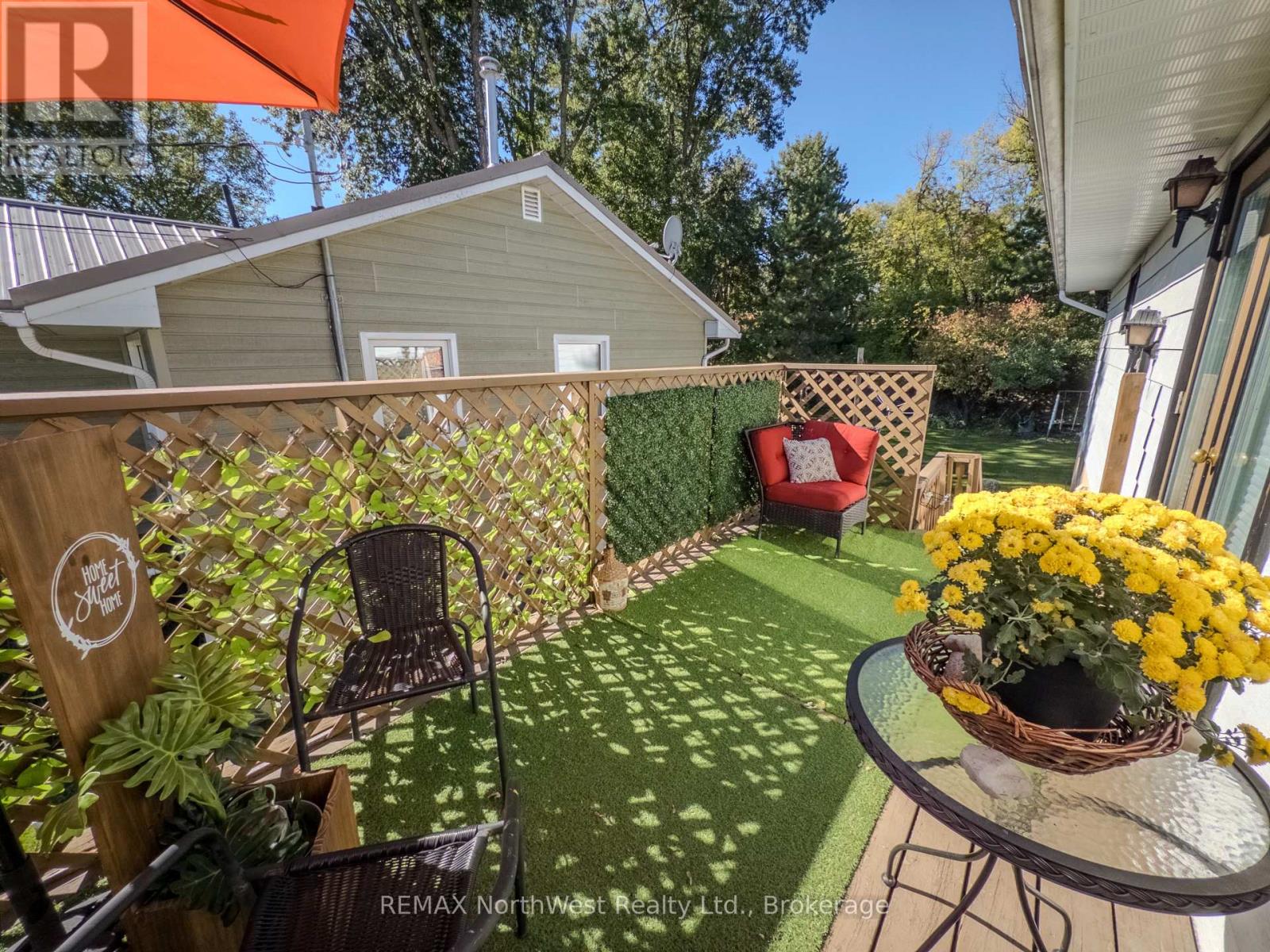 328 Ninth Avenue South — photo 16