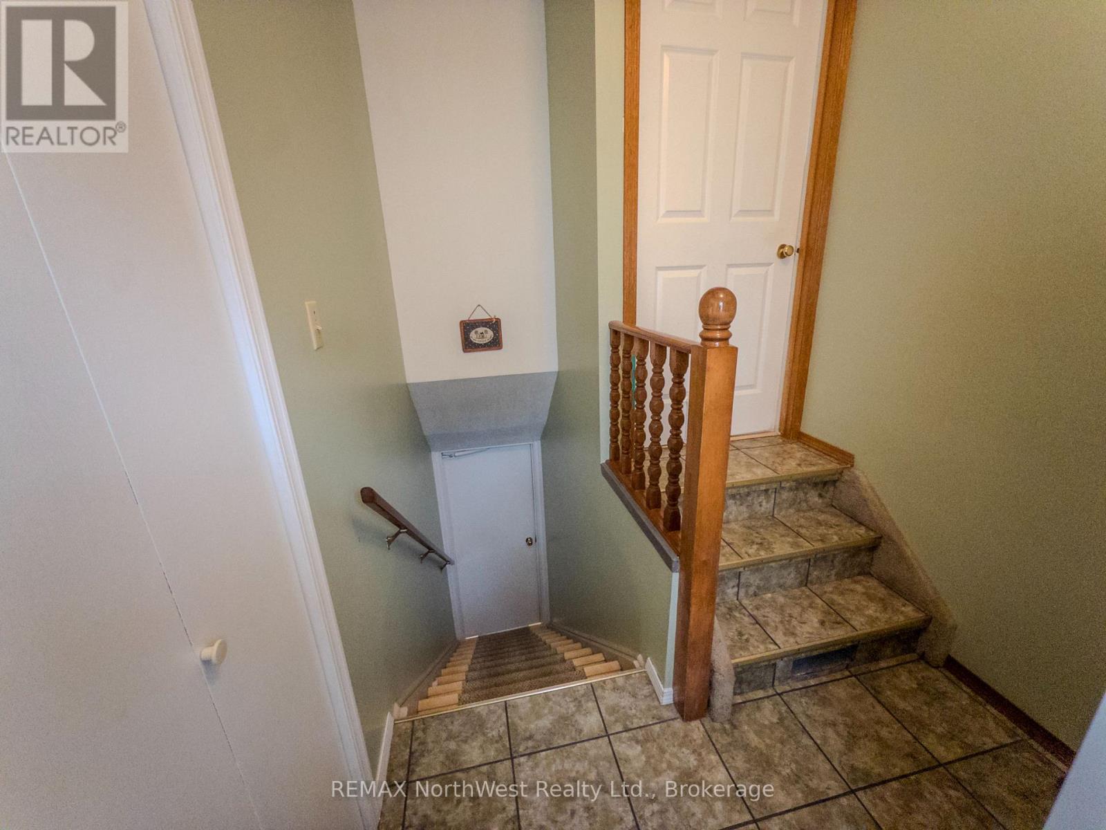 328 Ninth Avenue South — photo 27