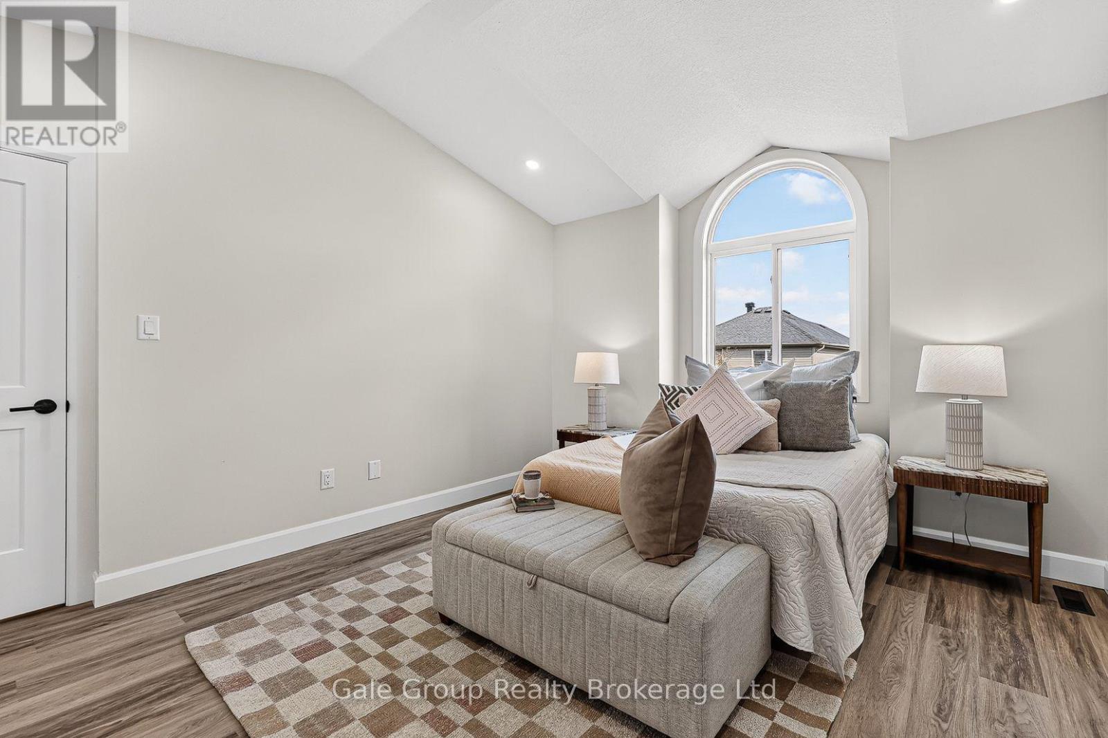 565 Sales Drive — photo 24