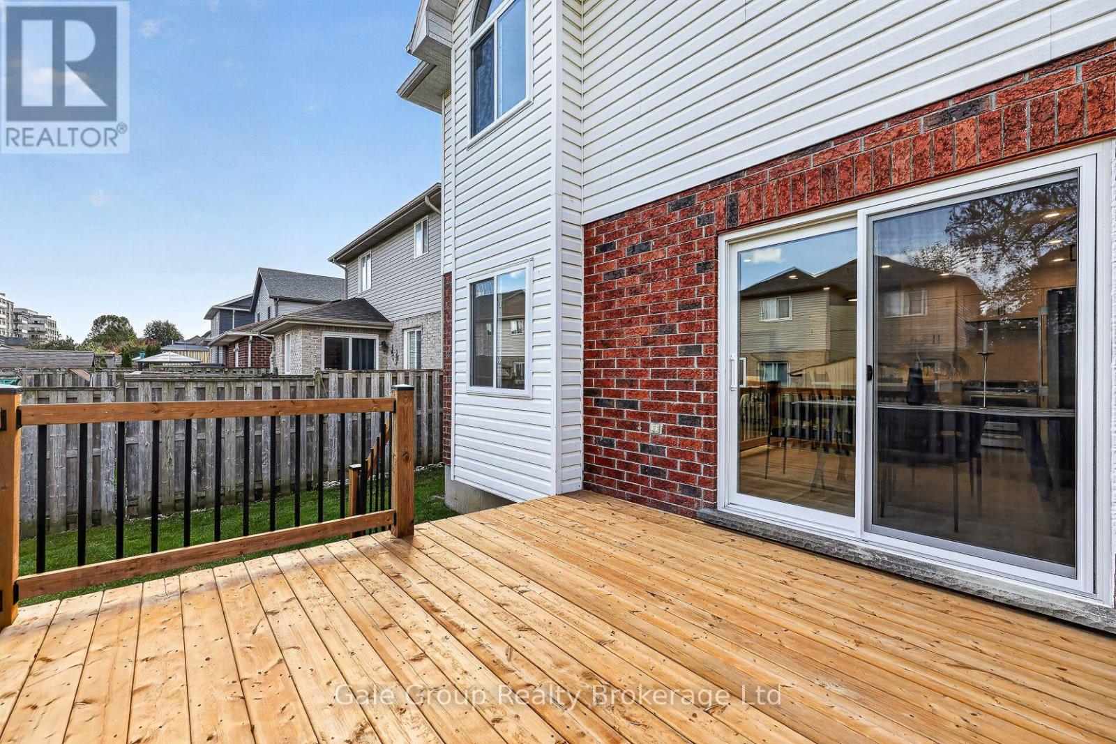565 Sales Drive — photo 42