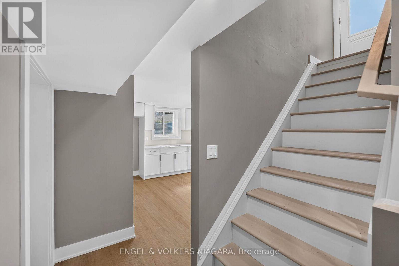 76 Lavinia Street — photo 20