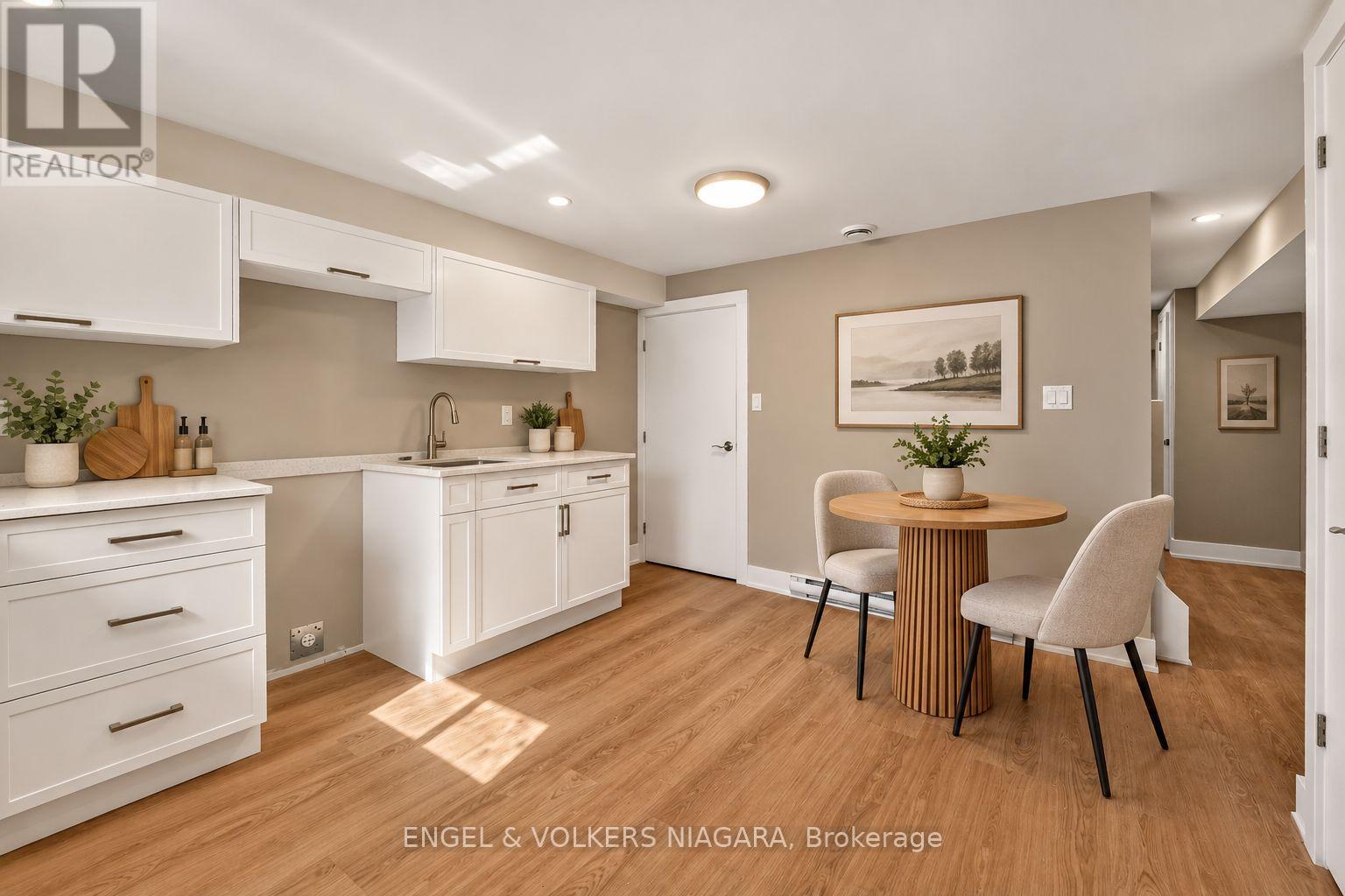 76 LAVINIA STREET - 23