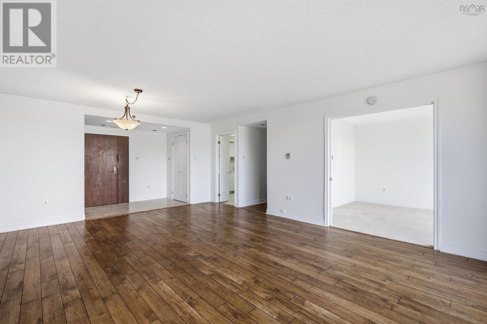 #401 1470 Summer Street - 12