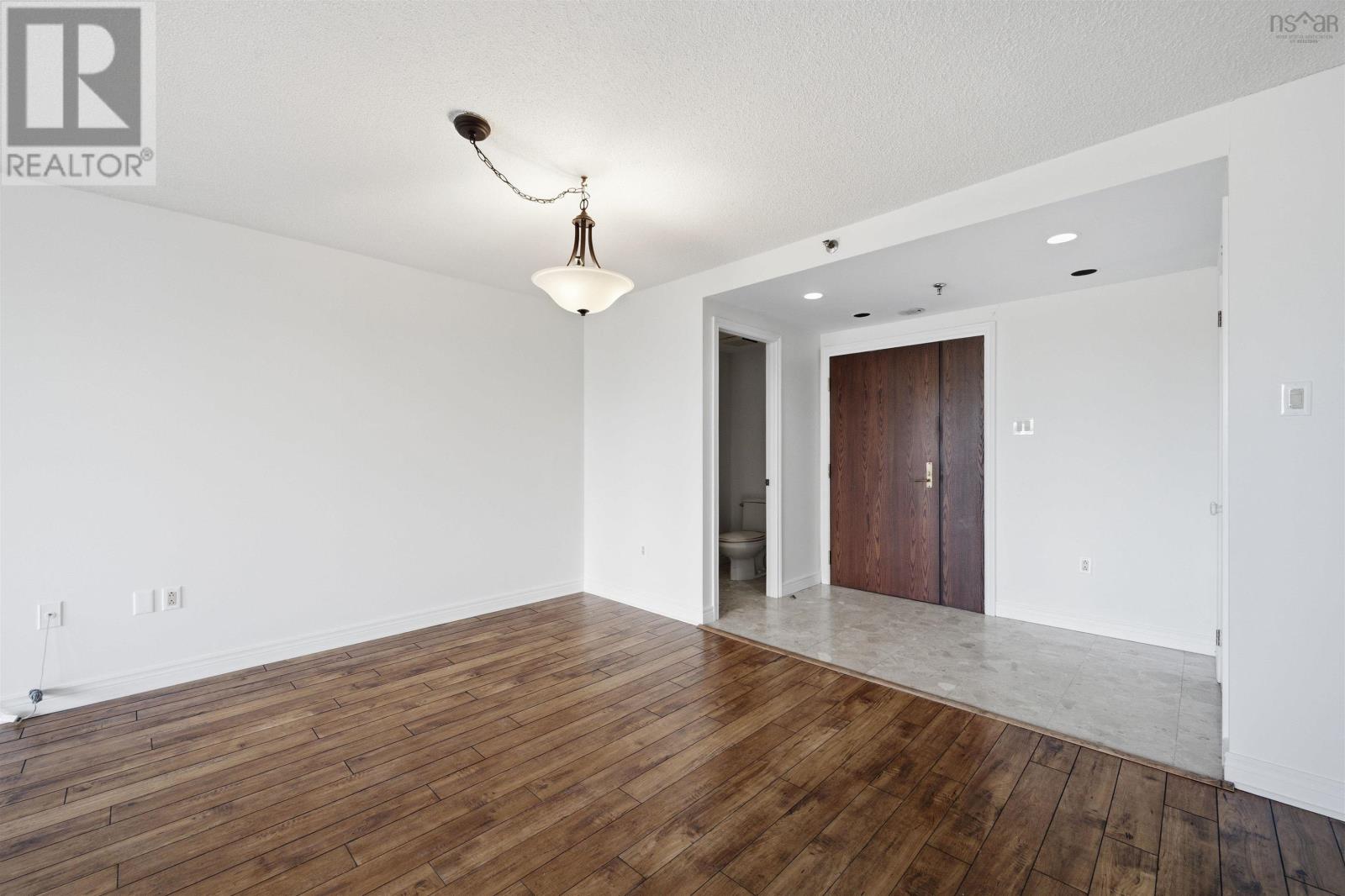 #401 1470 Summer Street - 6