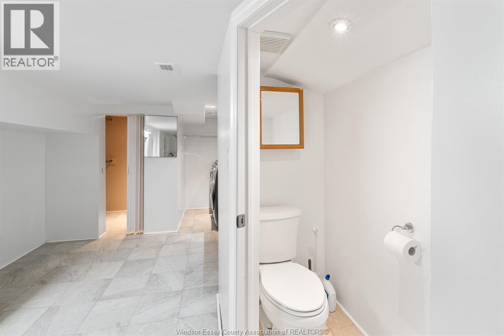404 Caroline Street — photo 17