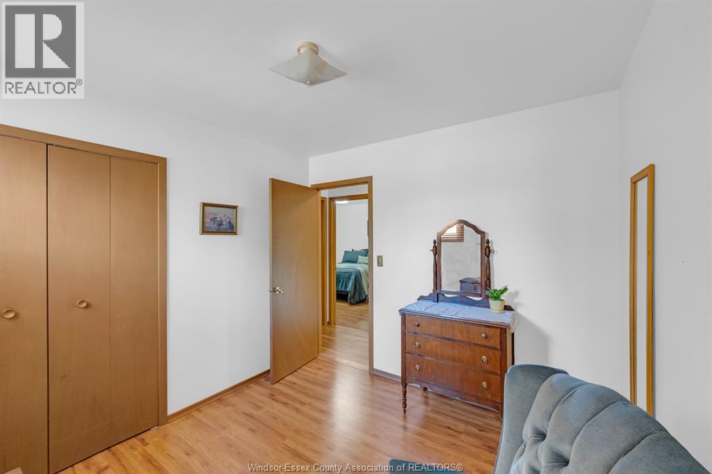 8 Bruce Avenue — photo 13