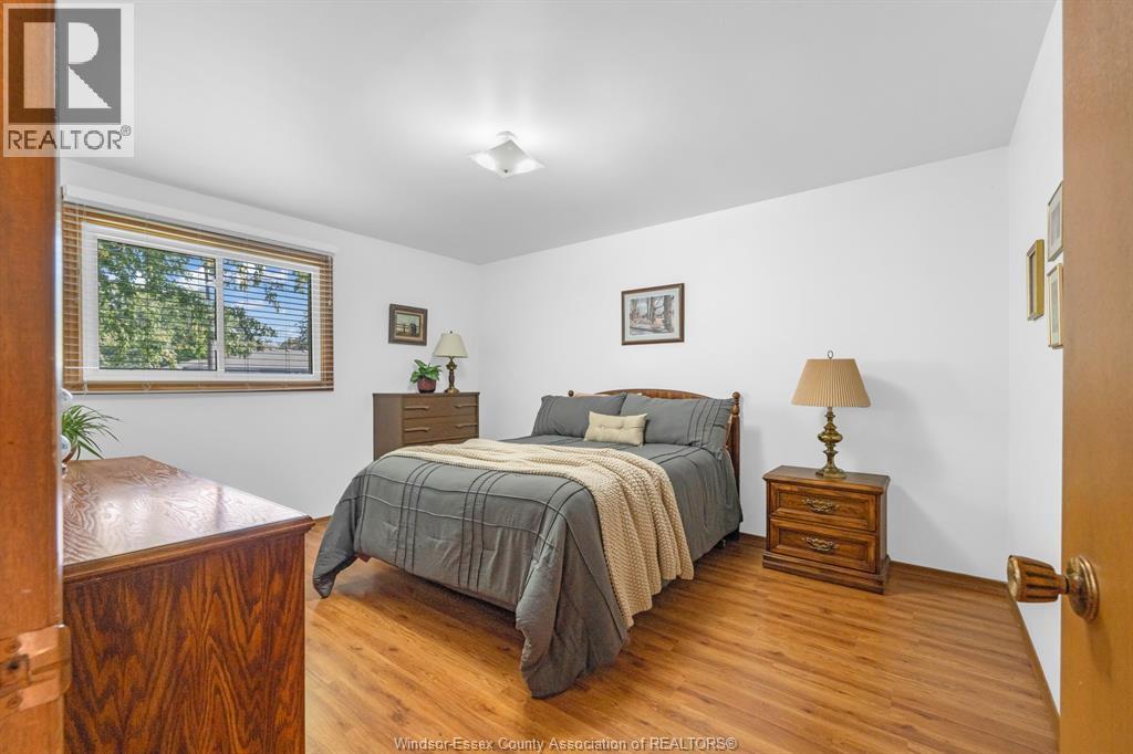 8 Bruce Avenue — photo 16