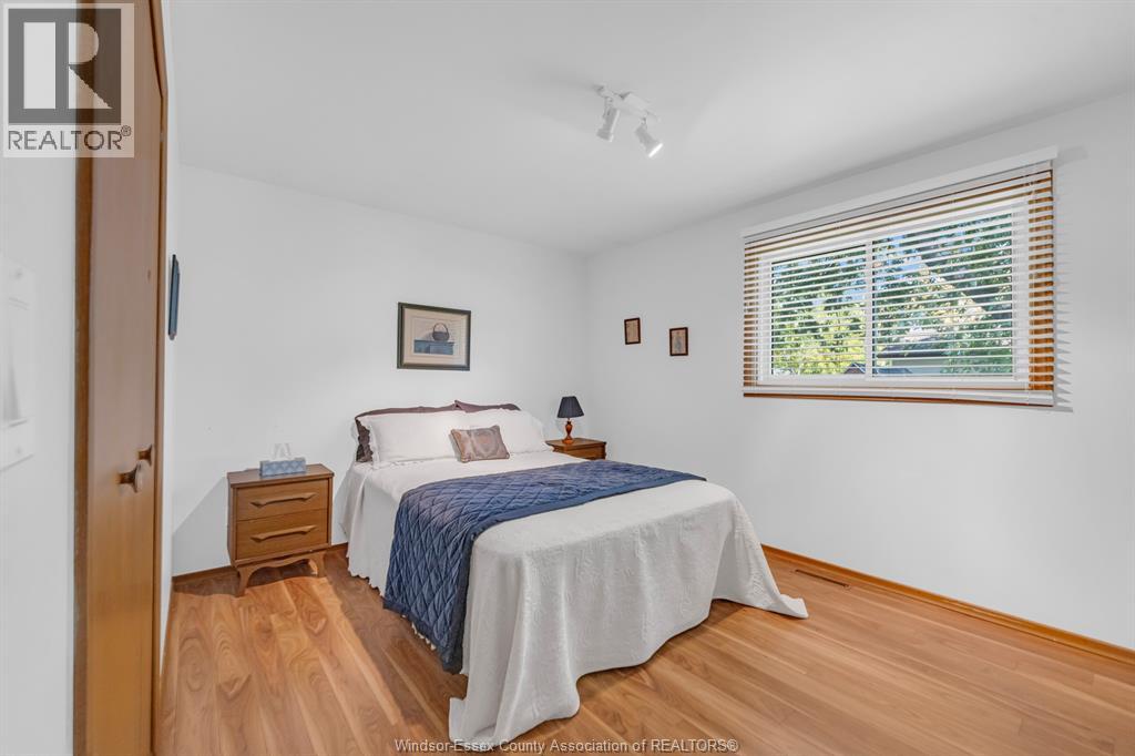 8 Bruce Avenue — photo 18