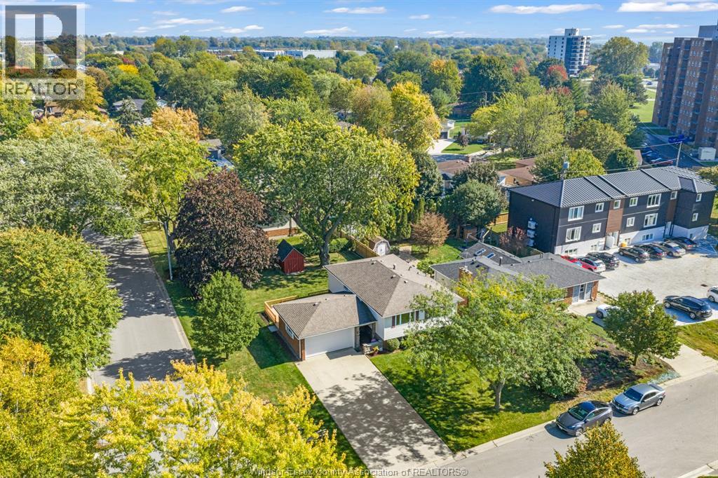 8 Bruce Avenue — photo 44