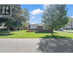 8 Bruce Avenue, Leamington, ON N8H4C3 Photo 37