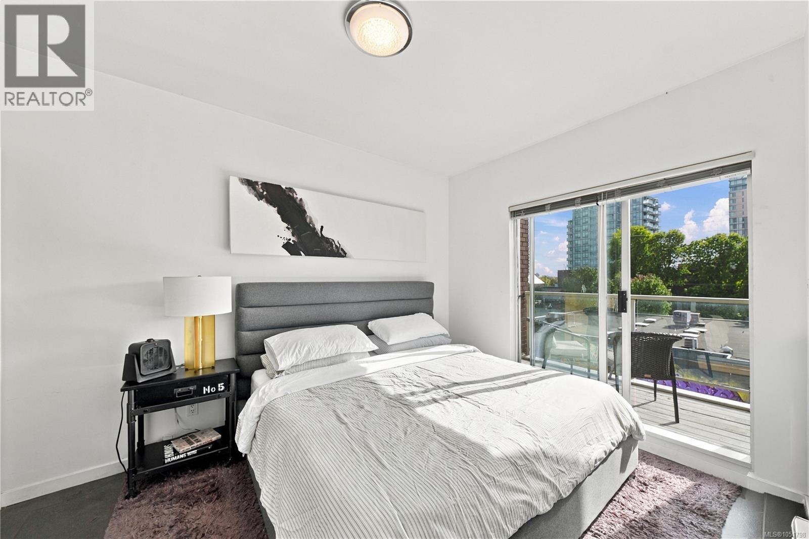 #401 848 Mason St - 11
