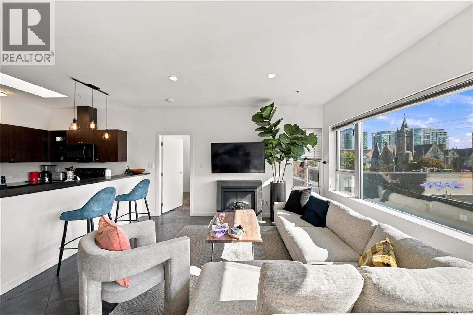 #401 848 Mason St - 6