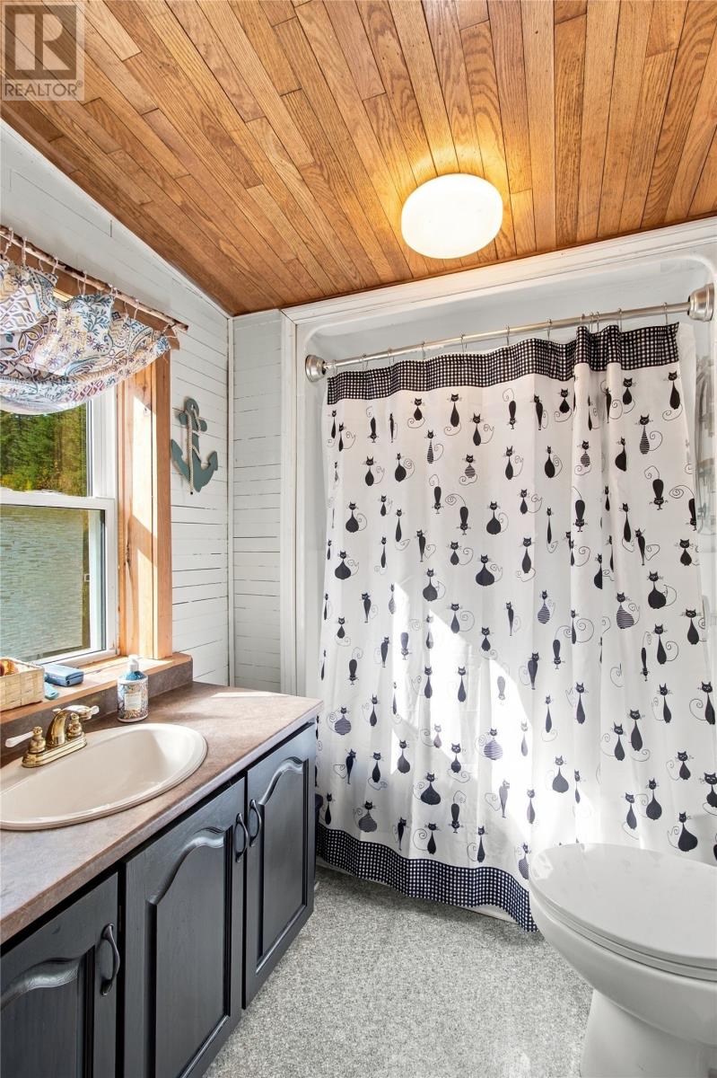 542 Beachycove Road - 15