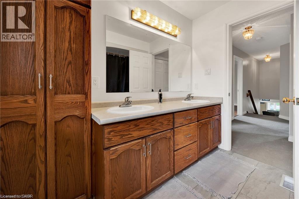 1 Danube Drive — photo 22