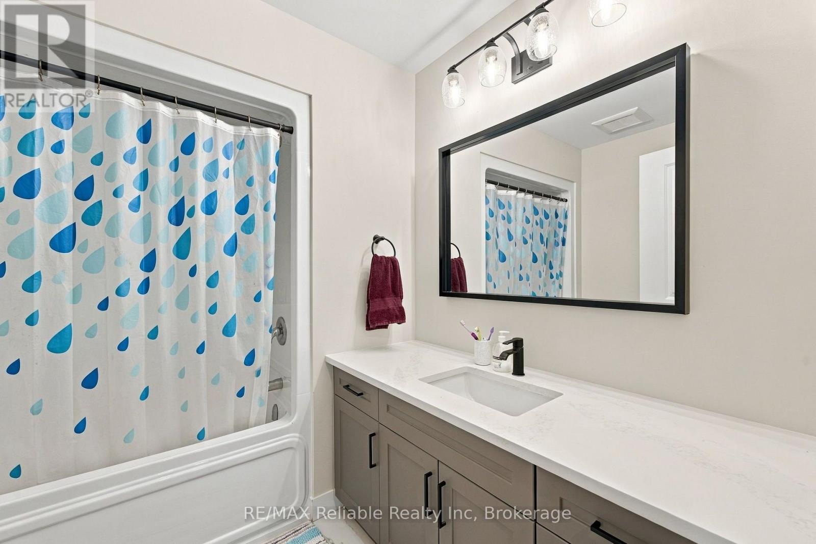 236 Beech Street — photo 24