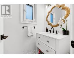 2592 Castle Hill Crescent, Oakville, ON L6H6J1 Photo 12