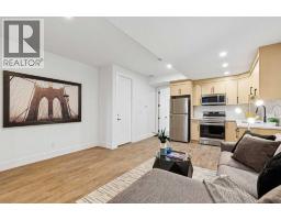 1527 29 Avenue SW - photo 42
