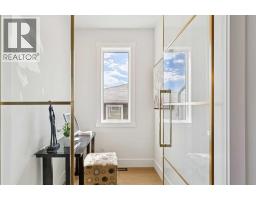 1527 29 Avenue SW - photo 47