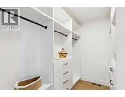 1527 29 Avenue SW - photo 26