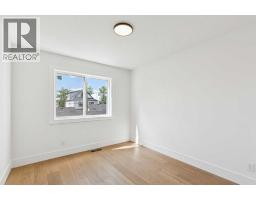 1527 29 Avenue SW - photo 27