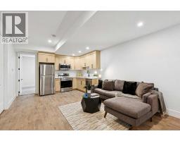 1527 29 Avenue SW - photo 41