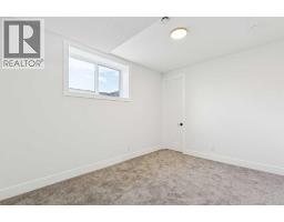 1527 29 Avenue SW - photo 46