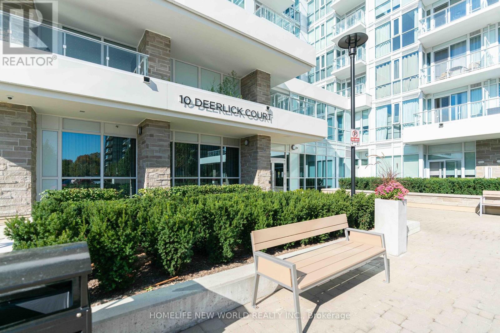 10 Deerlick Court — photo 3