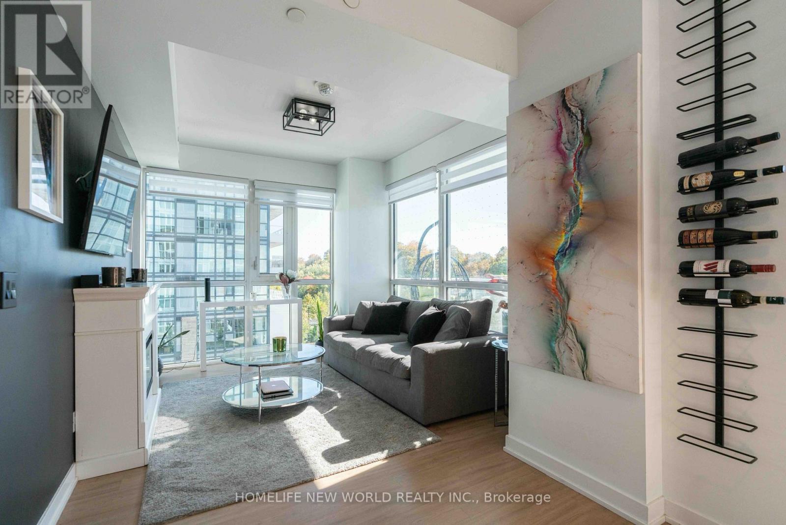 411- 10 Deerlick Court, Toronto, ON photo 32