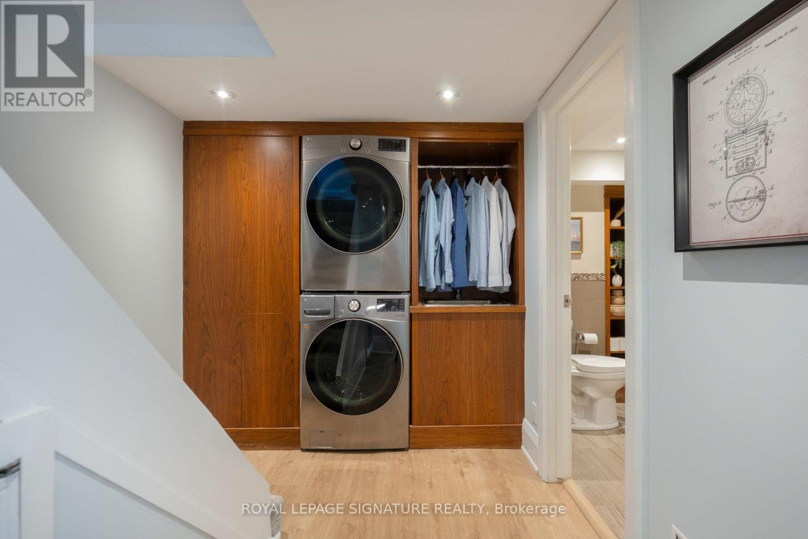 35 Bessborough Drive, Toronto, ON photo 23