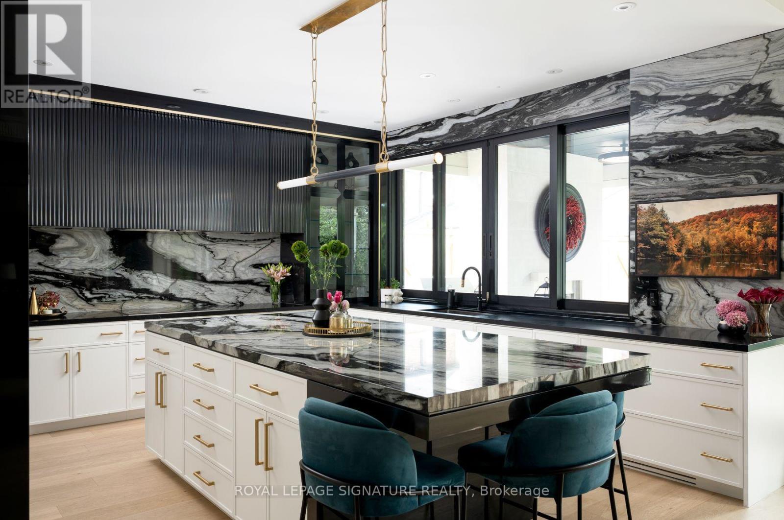 20 Rochester Avenue, Toronto, ON photo 7