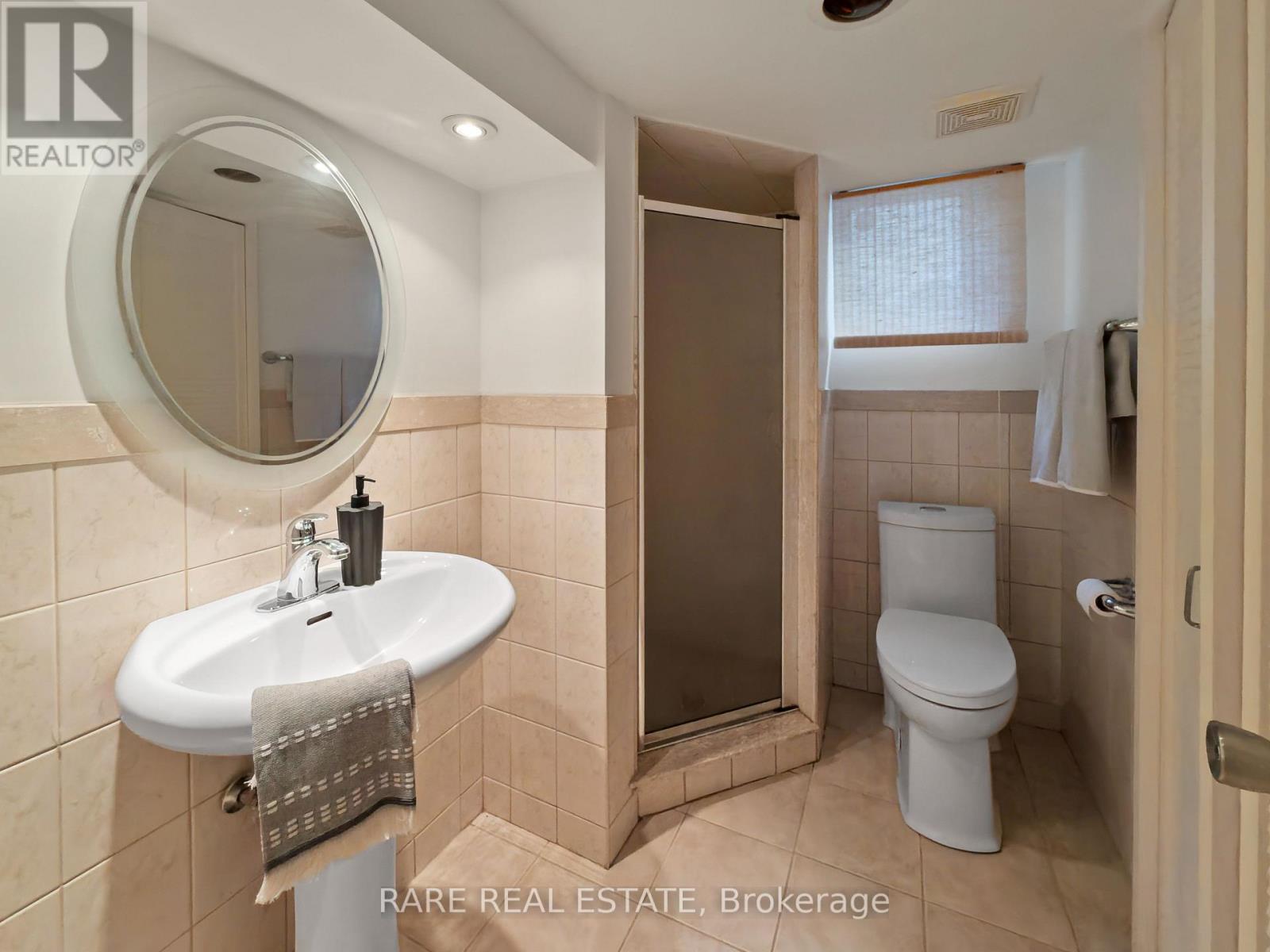 10 WETHERFIELD PLACE - 32