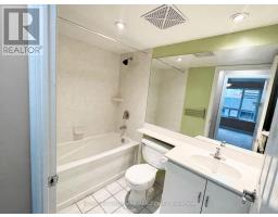 702 - 270 Wellington Street W, Toronto, ON M5V3P5 Photo 6