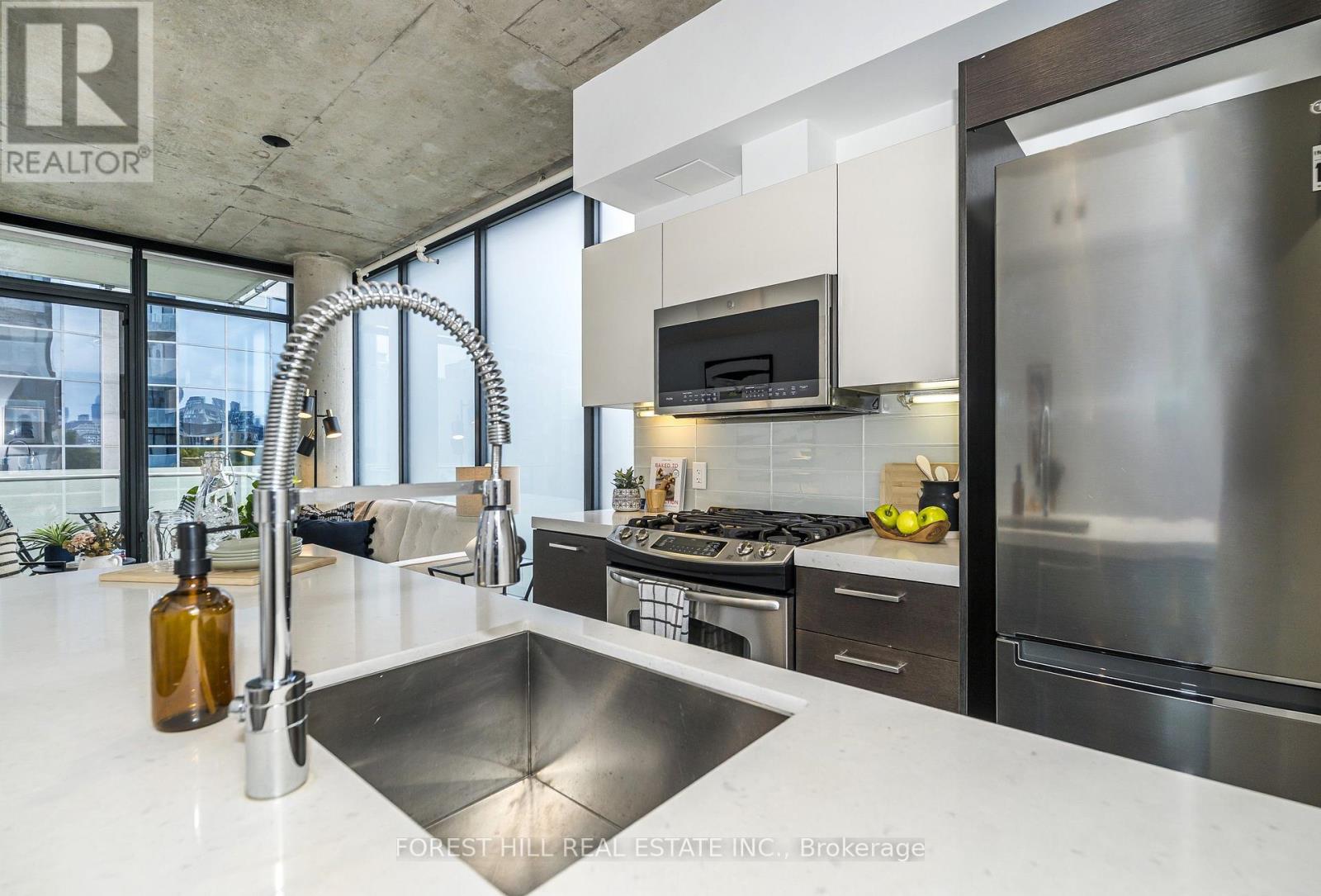 611- 25 Stafford Street, Toronto, ON photo 15