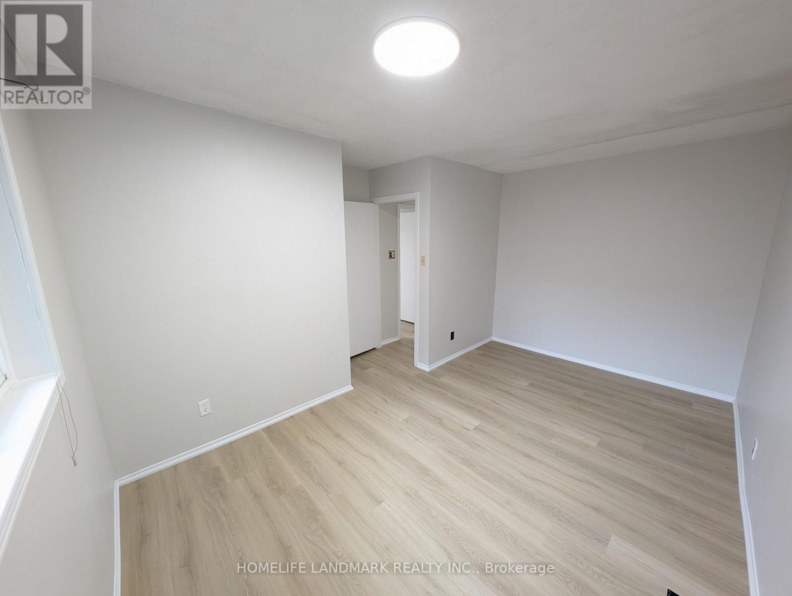 22 Threadneedle Crescent — photo 21