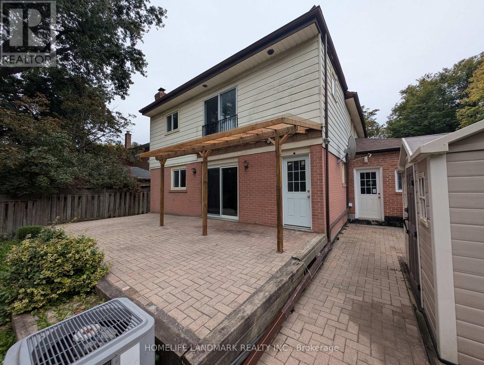 22 Threadneedle Crescent — photo 25