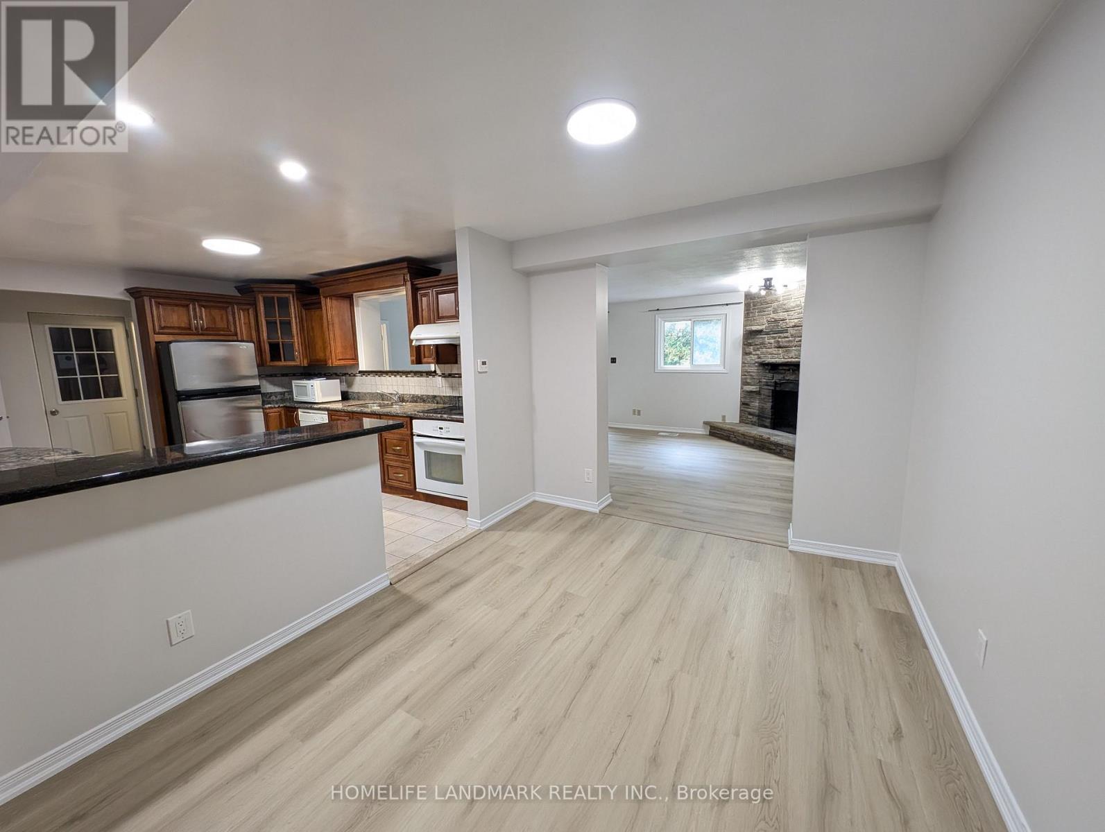 22 Threadneedle Crescent — photo 4