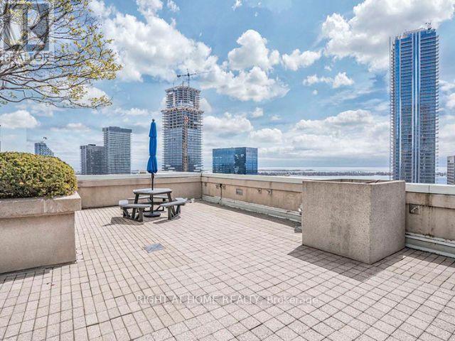 25 The Esplanade — photo 21
