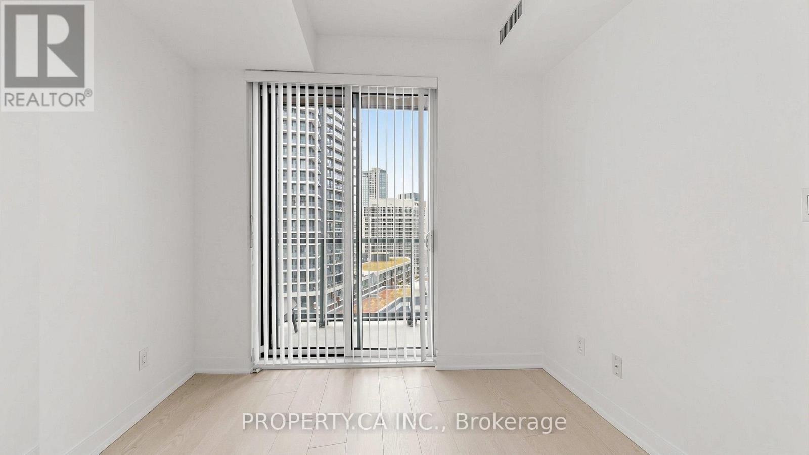 1202- 20 Bruyeres Mews, Toronto, ON photo 11