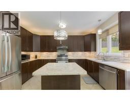 184 Fletcher Circle, Cambridge, ON N3C0B5 Photo 14