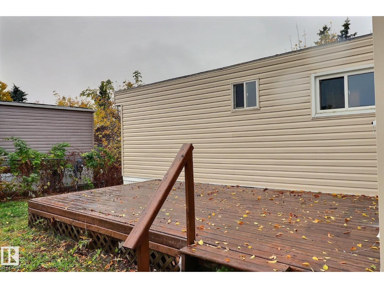542 Evergreen Pa NW, photo 14