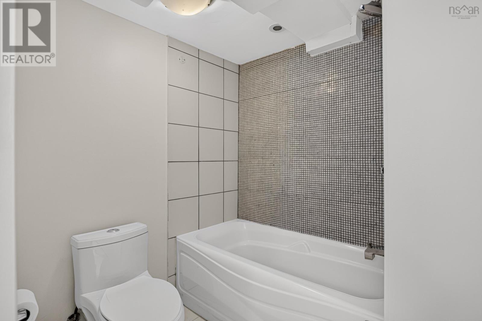 Property 26 of 32 of 5385/87 Glebe Street