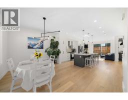 2183 49 Avenue SW - photo 4