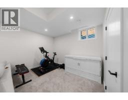 2183 49 Avenue Sw, Calgary, AB T2T5C1 Photo 24