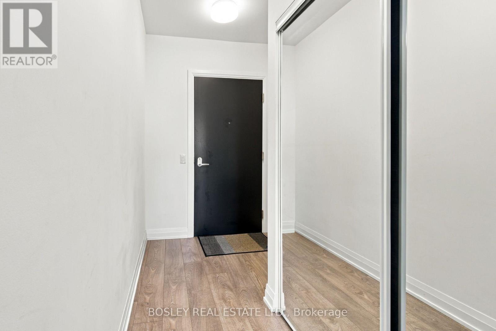 286 Main Street — photo 4